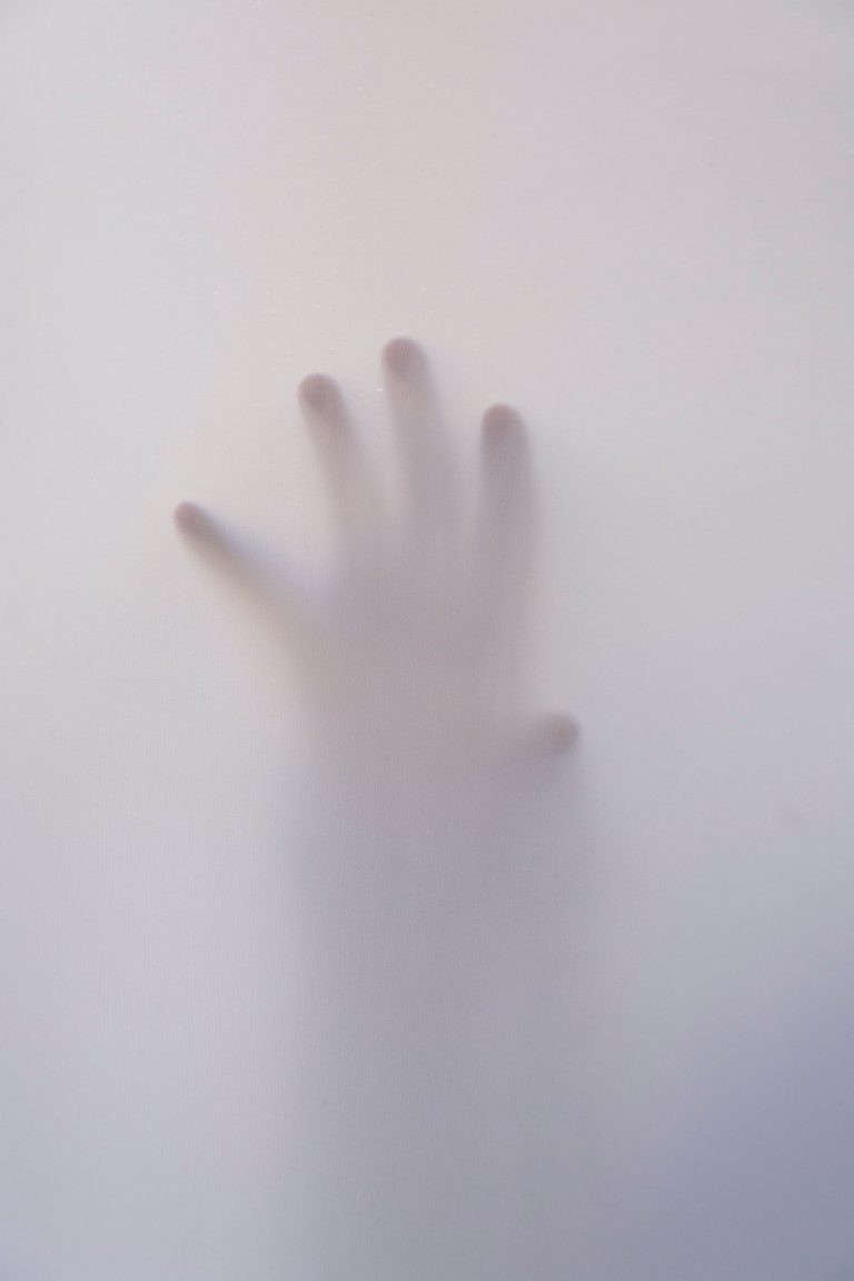 Ghost fingers